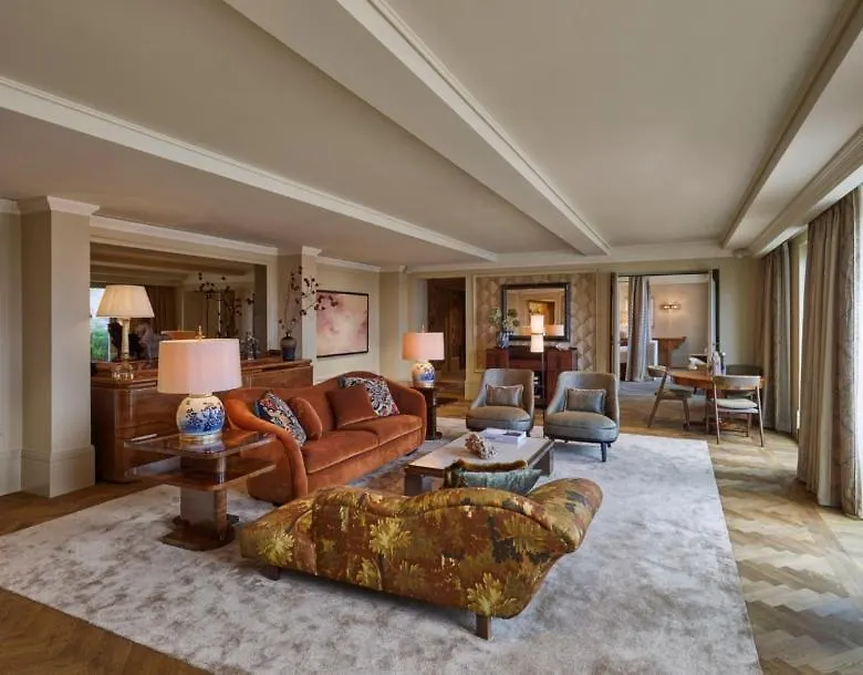 *****  De L'Europe Amsterdam - The Leading Hotels Of The World הולנד